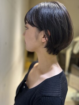 アレクサンドルオブカラーズカナザワ(ALEXANDRE OF COLORS KANAZAWA) 耳掛けショート