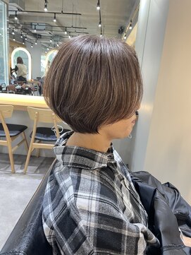 サロンドミルク 新百合ヶ丘店(salon de MiLK) 白髪ぼかしベージュ［新百合ヶ丘/ハイライト/白髪染め］