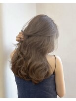 ウェイズトウキョウ 新宿店(Ways TOKYO)&nbsp;10トーンでつくるくすみベージュ