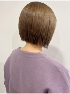 ヴェリーテ(Verite) デザインカラー/レイヤーカット/ウェットヘア/オリーブベージュ