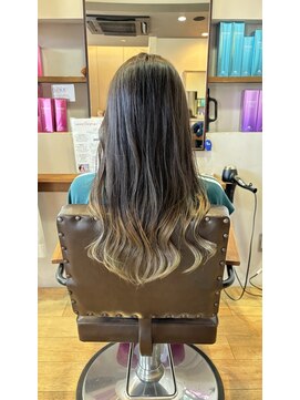 ダム(DaM) グラデーションカラー