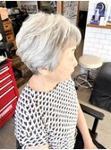 ショートヘア
