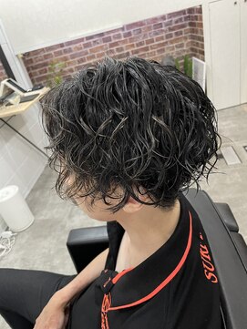 テティス(TETISS) 縦落ちパーマ