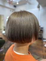 コンクス(CONKS)&nbsp;【透明感×美フォルム】シルエット際立つショートボブ
