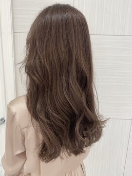 ルッソ チアロ(Lusso chiaro) アッシュベージュ