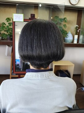 ヘアーサロンアキノ ショートボブ