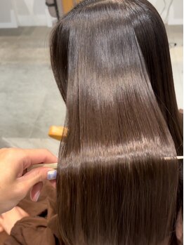 EARTH coiffure beaute 諏訪店の写真/諏訪★毛質に合わせた髪質改善トリートメント！ダメージを見極め髪に栄養を補充して、うるサラな髪へ♪