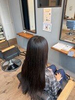 レアレア ヘアアンドライフ(LeaLea)&nbsp;ワンホンレイヤー/ミルクティーブロンド/ダークブルー/伊丹