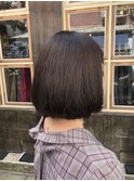 乾かすだけでまとまる内巻きボブ