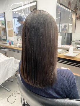 リルシェアサロン(RiRe share salon) ショコラアッシュ/流れるレイヤー［錦糸町/北千住］