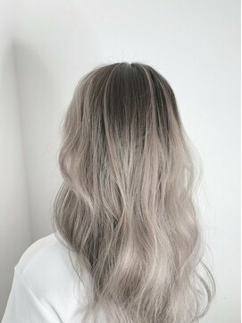 アフィナー(Afinar) 【横浜/Afinar】ホワイトグレー