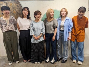 ゴーズゴー 吉祥寺(e)店(go s go)の写真/期待の若手～ママさんスタイリストまで幅広く在籍!女性ならではの視点で再現性の高いstyleをご提案[吉祥寺]