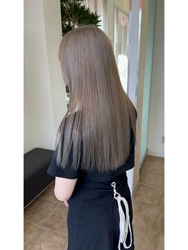 リンダ(Linda) グレージュ