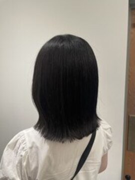 リリアーナ(LILIANA) 韓国ヘア 韓国ボブ 髪質改善 黒髪 暗髪 ガーリーヘア 池袋