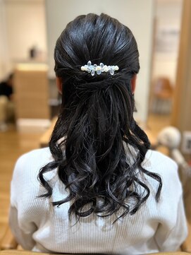 アロマ ヘアー ルーム 新宿店(AROMA hair room) 黒美髪ヘアアレンジ/新宿/新宿西口