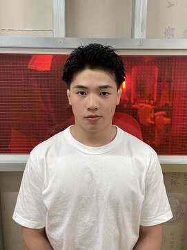 メリケンバーバーショップ トーキョー(MERICAN BARBERSHOP TYO) BURG 【ローテーパーフェード/スキンフェード】