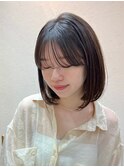 切りっぱなしタッセルボブワンカール内巻きオリーブベージュ
