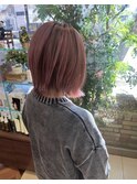 ブリーチピンク/切りっぱなしボブ