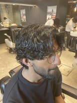 フランクスバーバー アンド ビアークラブ(FRANK'S BARBER and BEER CLUB)&nbsp;センターパートスパイラルパーマ