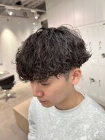 フィフス 天神大名(fifth) 再現性高い波巻きスパイラルパーマ×刈り上げマッシュ