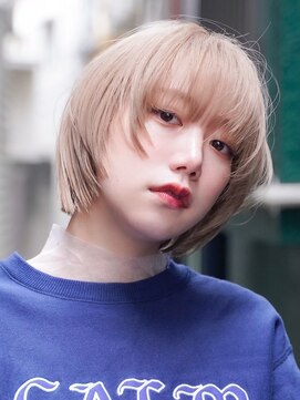 シャロン(SHARON) 【SHARON】ハイトーンショート×顔周りレイヤー