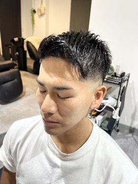 リルノーティス(Lil notice) アップバングフェード