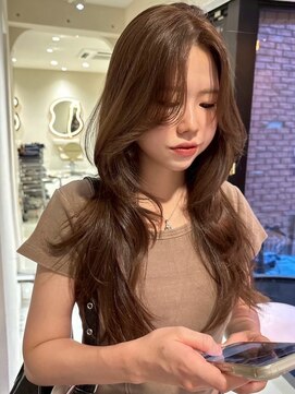 サイン 渋谷(SIGN) 20代30代トレンドなレイヤーカットハッシュカットレイヤーボブ