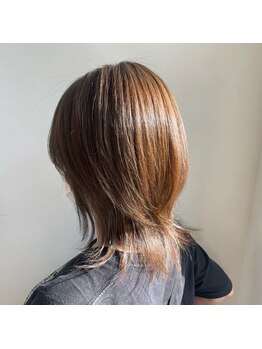 Nari hair atelierの写真/【大通駅徒歩5分】年齢と共に白髪が気になる大人女性必見！自然な艶感と透明感を楽しむカラーをご提案♪