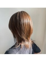 ナリヘアーアトリエ(Nari hair atelier)