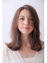 ソーホー ニューヨーク シズオカ(SOHO newyork SHIZUOKA) 斜めバングで大人綺麗なナチュラルロング