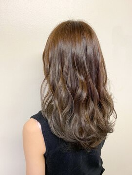 オアシス ガーデン 西新井店(Oasis GaRDEN) キャラメルブラウン