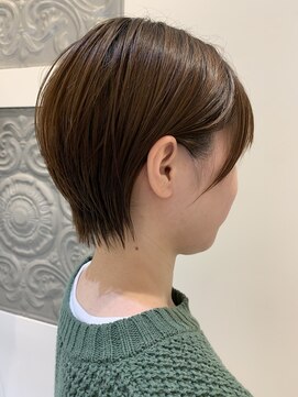 ジアン(GIEN) 耳かけショート 丸みショート