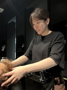 リリ(Liri material care salon by JAPAN)の写真/リラックスできる贅沢な時間！日頃の疲れを癒やしてくれるクセになる気持ち良さ。一度ご体感下さい！
