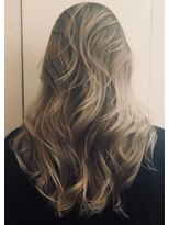 リクラウドヘアアパートメント(re:cloud hair apartment) 外国人風で透明感が出る　・Balayage（バレイヤージュ）・