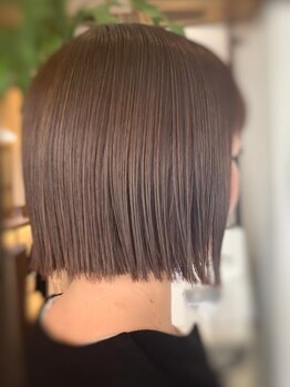白髪染めの方でもオシャレなヘアカラーをご提案♪白髪が気になり始めた方も一度ご相談してみてください☆