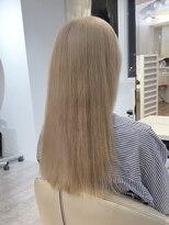 サロンドジョー(salon de joe) ケアブリーチダブルカラーインナーカラーショートボブレイヤー