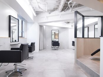 Laff 新宿 髪質改善/縮毛矯正/ボブ 【ラフ】（旧：Laff 新宿）