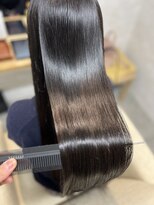 レオネ 難波店(Leone)&nbsp;うるツヤ　髪質改善　Leoneトリートメント