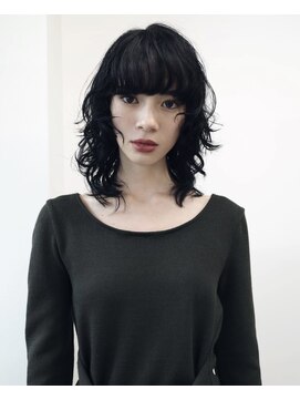 ヌーヴ(Nu:v) ウルフパーマ/ウルフカット