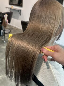 イリ 梅田(ili) 縮毛矯正/ショート/ブリーチ/インナー/ボブ/髪質改善