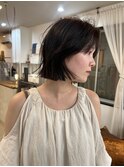 レイヤーボブ　フリンジ　黒髪ボブ