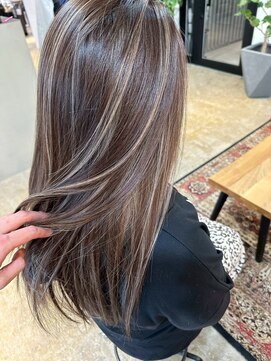 メリー オオサカ(Merly Osaka) ハイライト