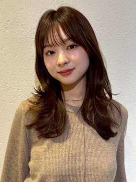 ファルベ(Farbe) 黒髪/オリーブグレー/小顔/ココアベージュ