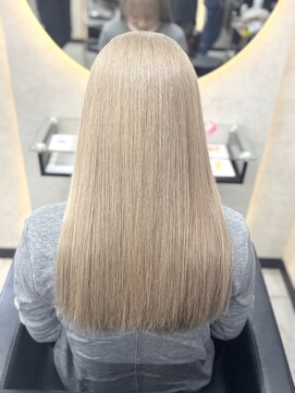 ルノン シェリー(LUNON cheliy) 黒髪クラゲヘアーオリーブグレー小顔ココアベージュ