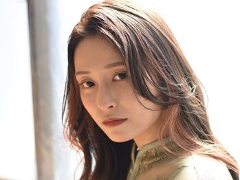 Crane by Pap'sde coiffeur 宝塚中山寺【４/９～（予定）】の写真/明るめでもしっかり染まるグレイカラーで自然な髪色をキープ☆人気の白髪ぼかしハイライトもおすすめ！