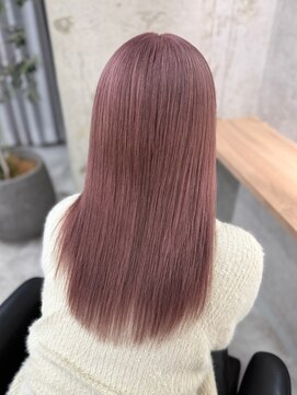 アロ 大阪梅田(alo) 春におすすめピンクミルクティー