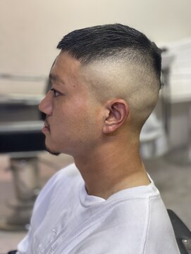 メリケンバーバーショップ フクオカ(MERICAN BARBERSHOP FUK) クロップスタイル