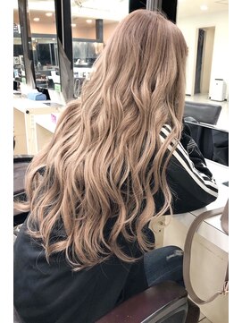 リア 大阪梅田(Ria) ～ミルクティーべージュ　シールエクステ～【Ria 大阪 梅田】