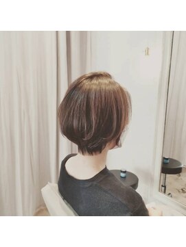 ティクルピンク(Tickled Pink) 〈Tickled Pink ティクルピンク〉ショートボブ