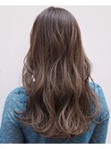 シークレットハイライト×くすみベージュカラー